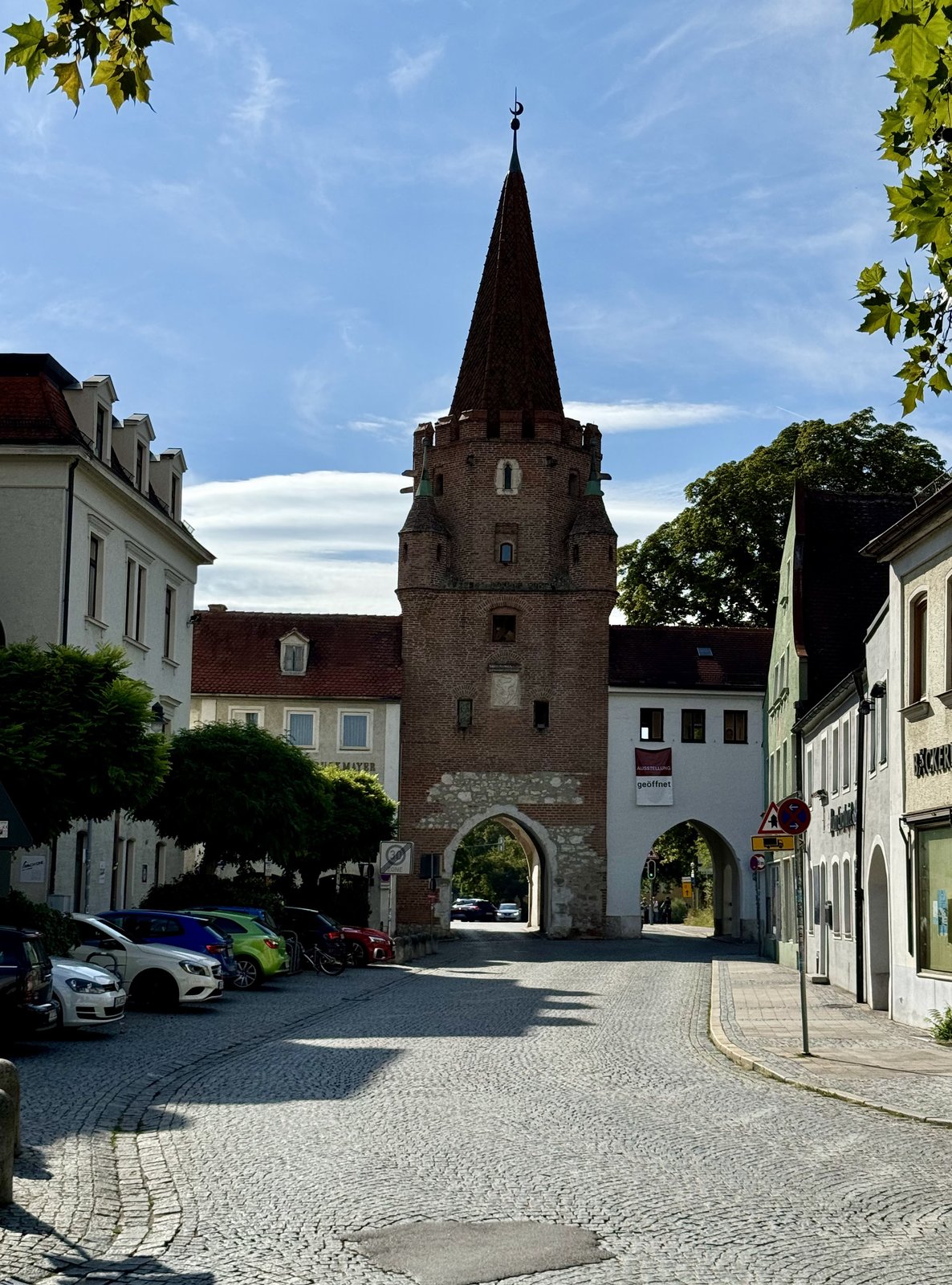 Cross Gate