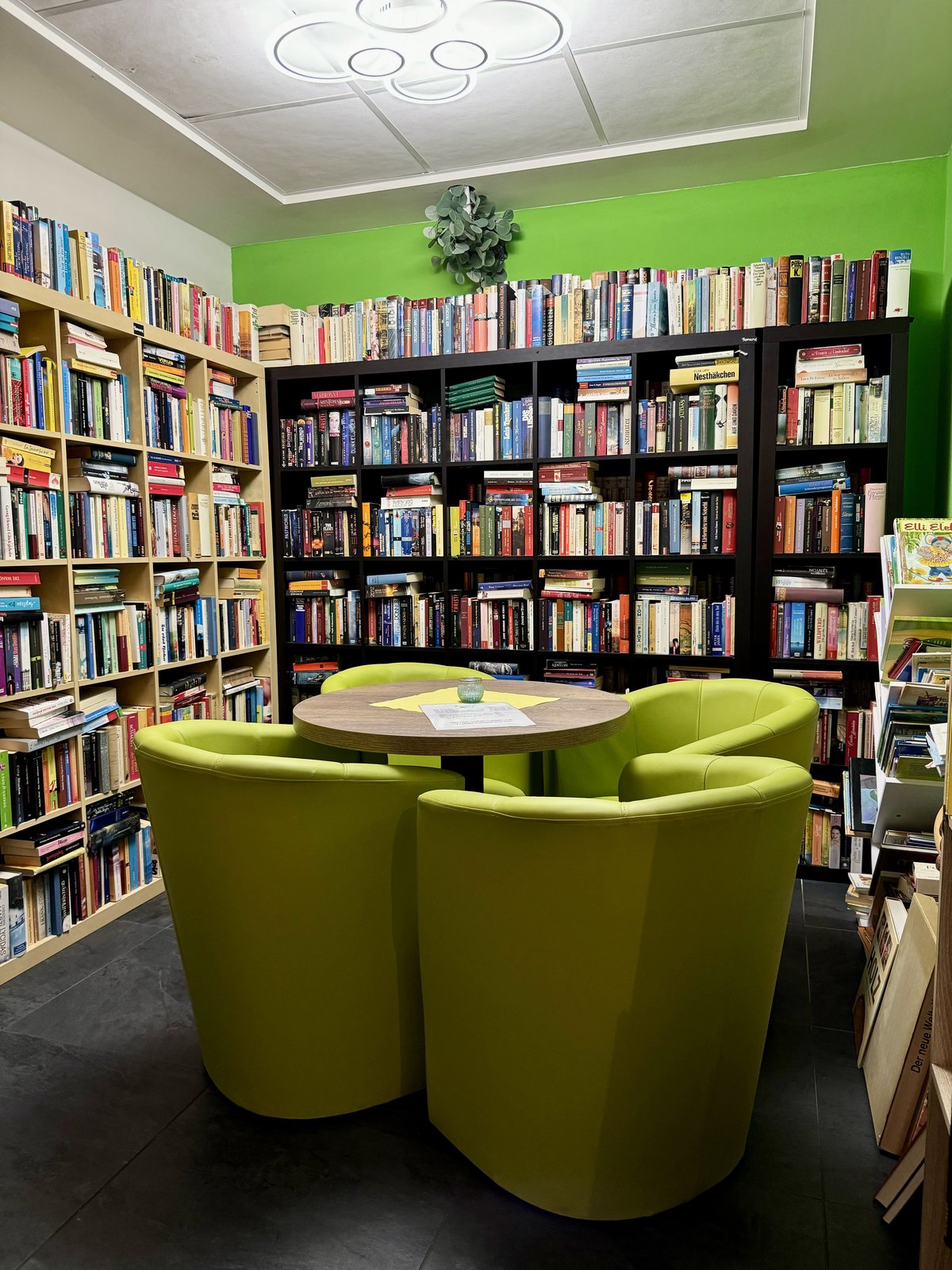 Endless-Books Café & Frühstück