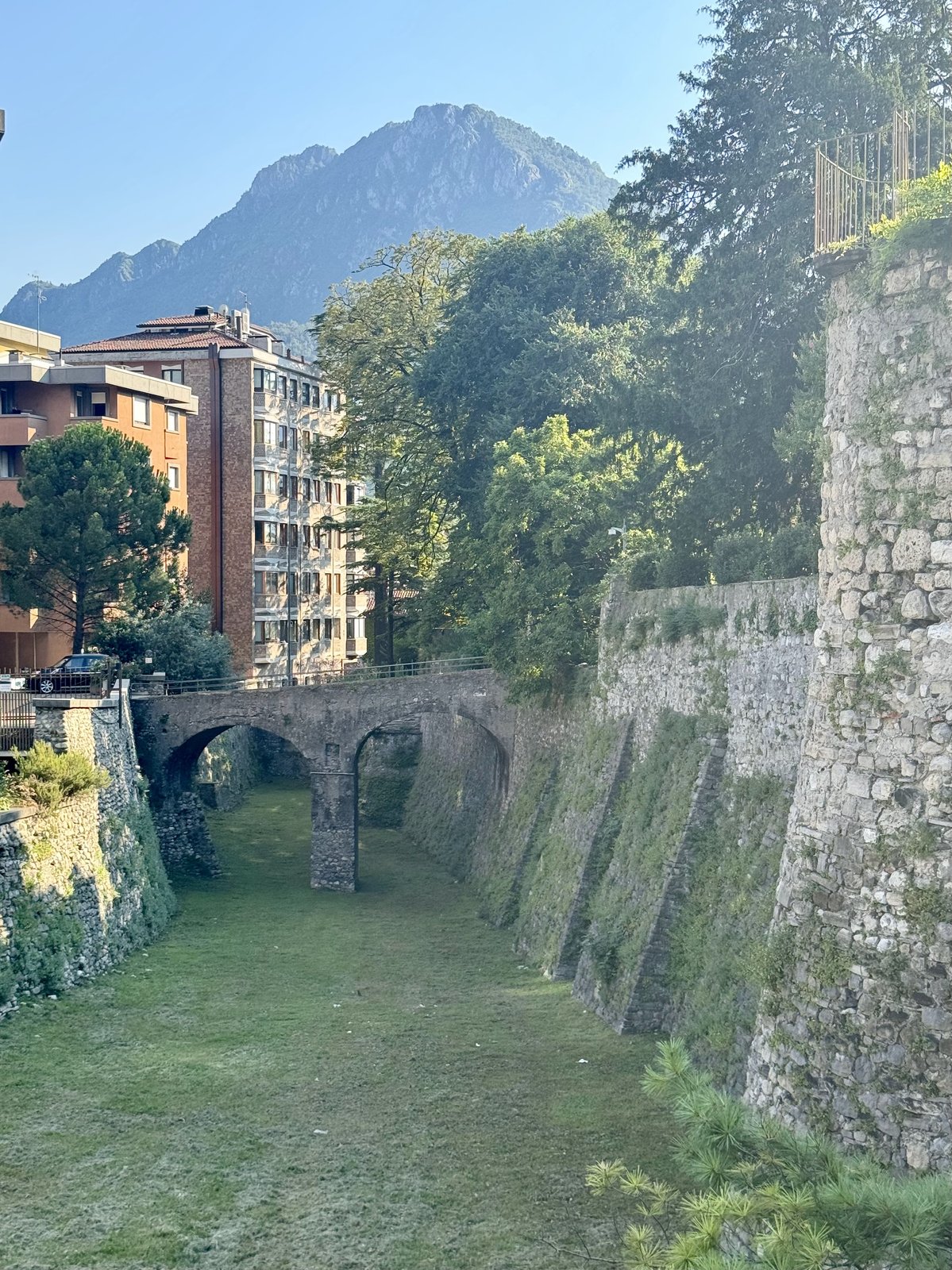 Vallo Delle Mura