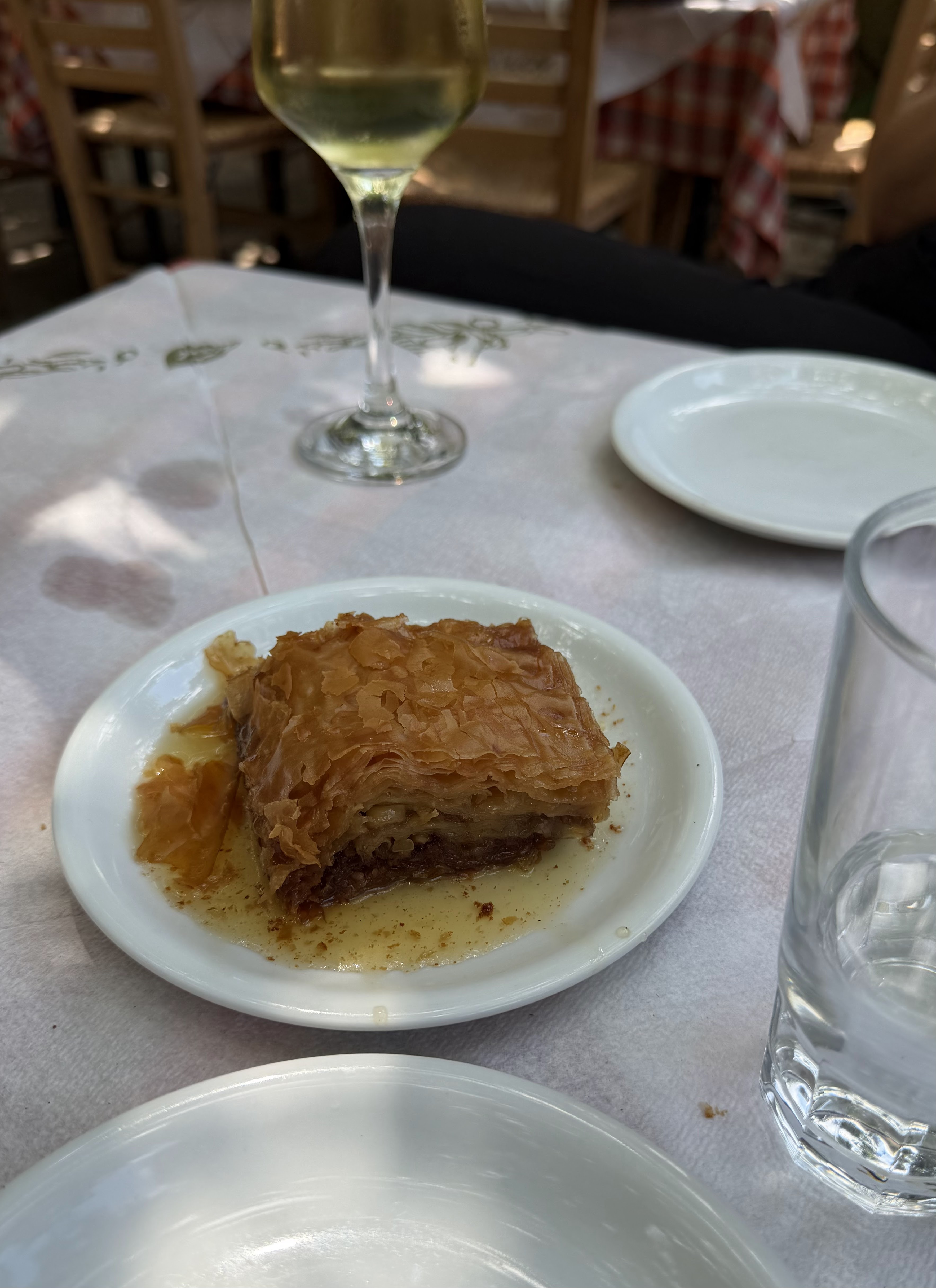 Platanos Taverna
