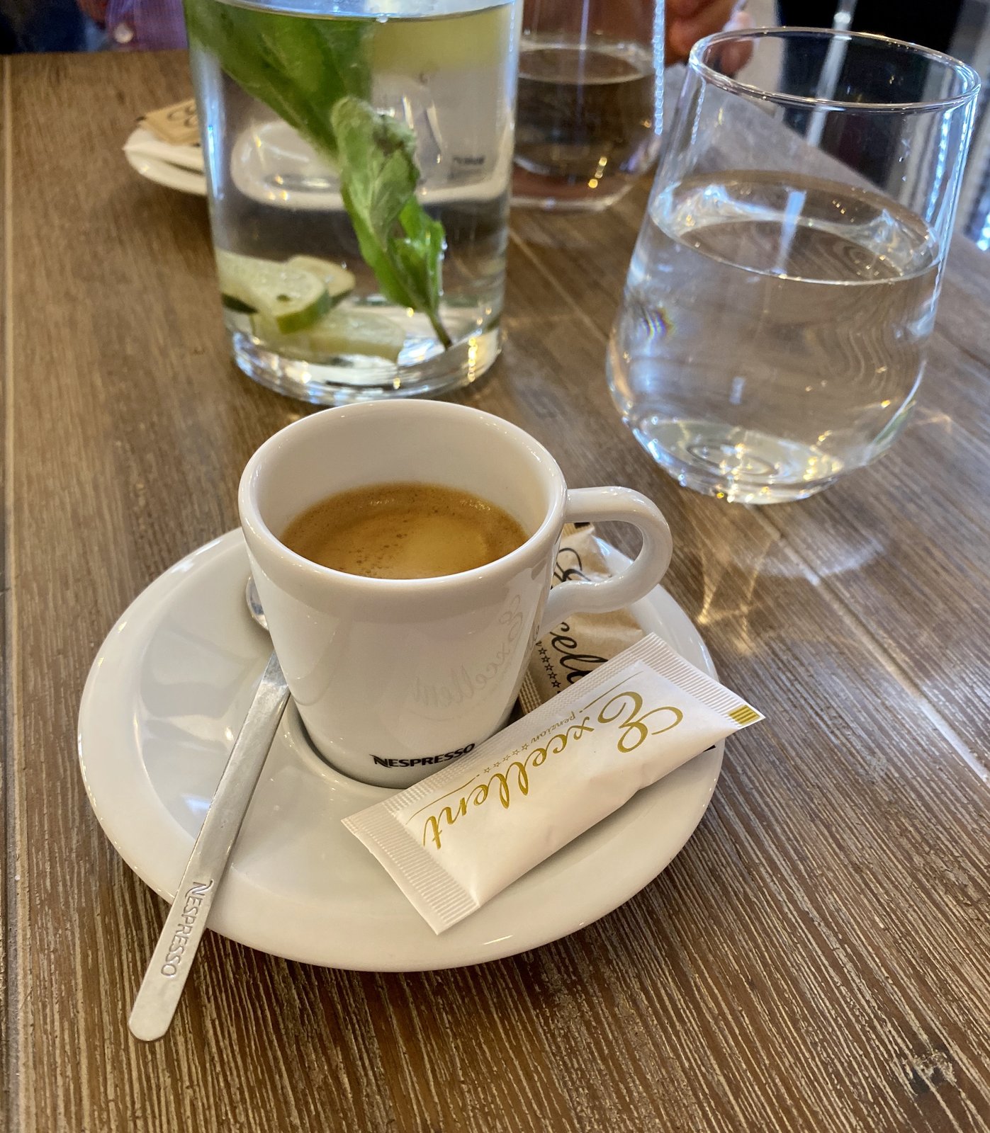 Excellent restaurace