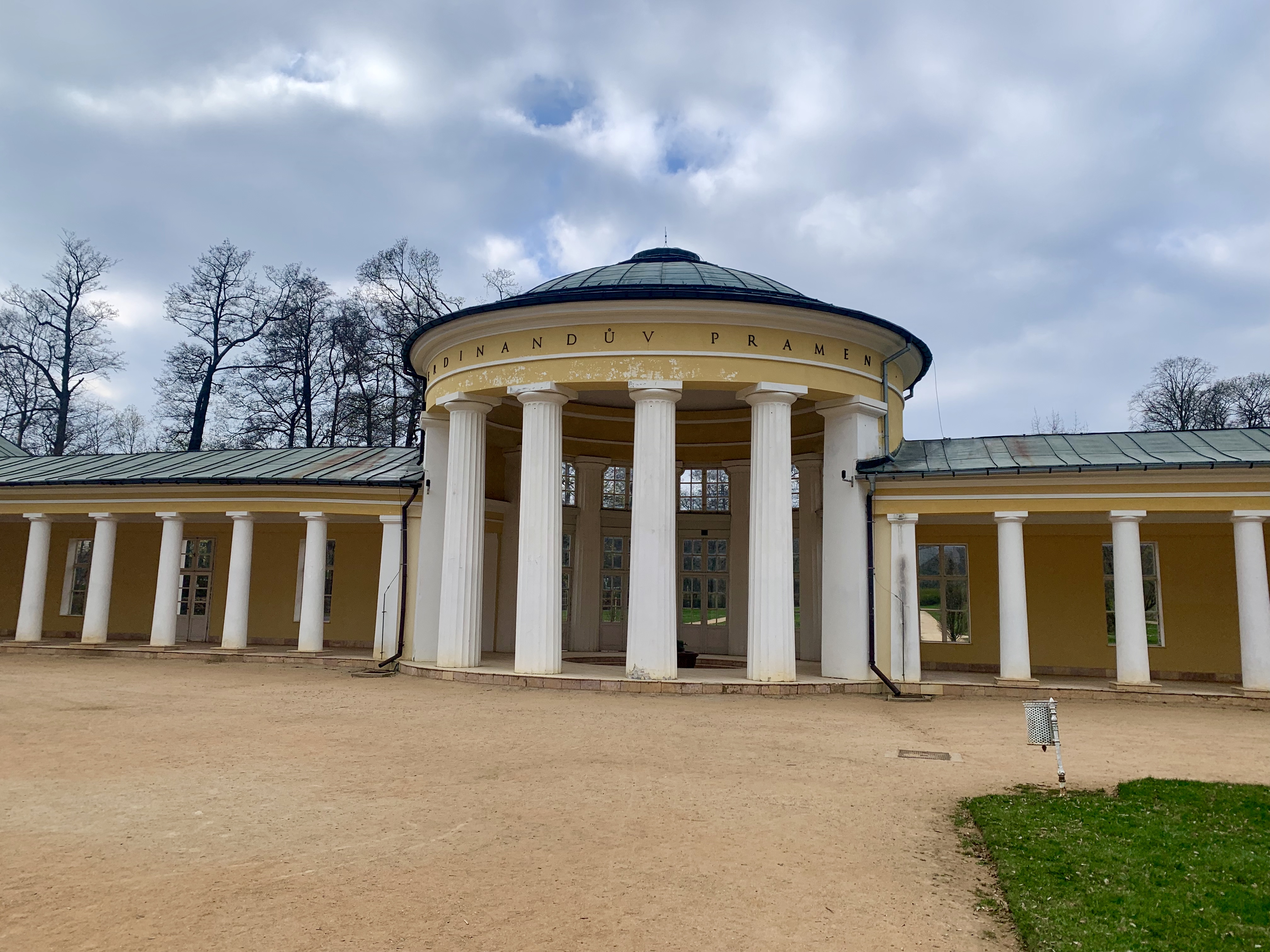 Kolonáda Ferdinandova pramene