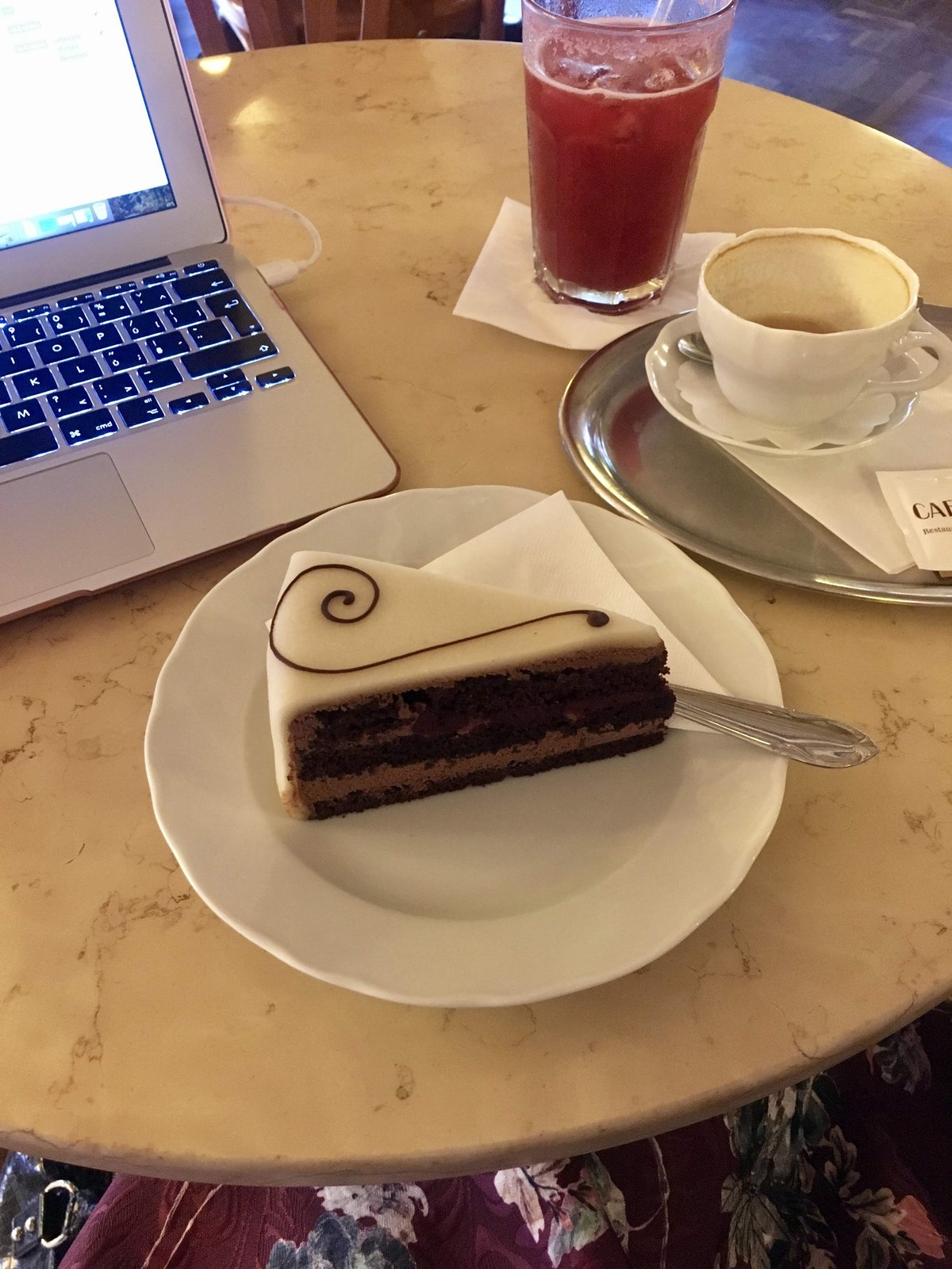 Café Savoy