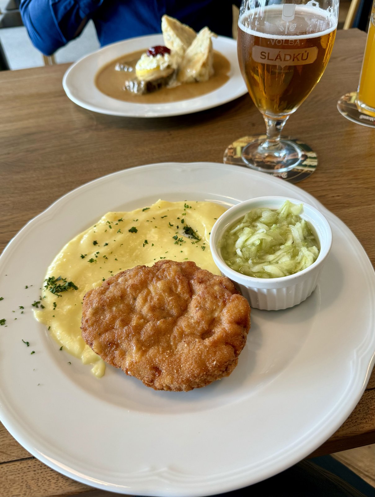 Garden restaurant & PUB