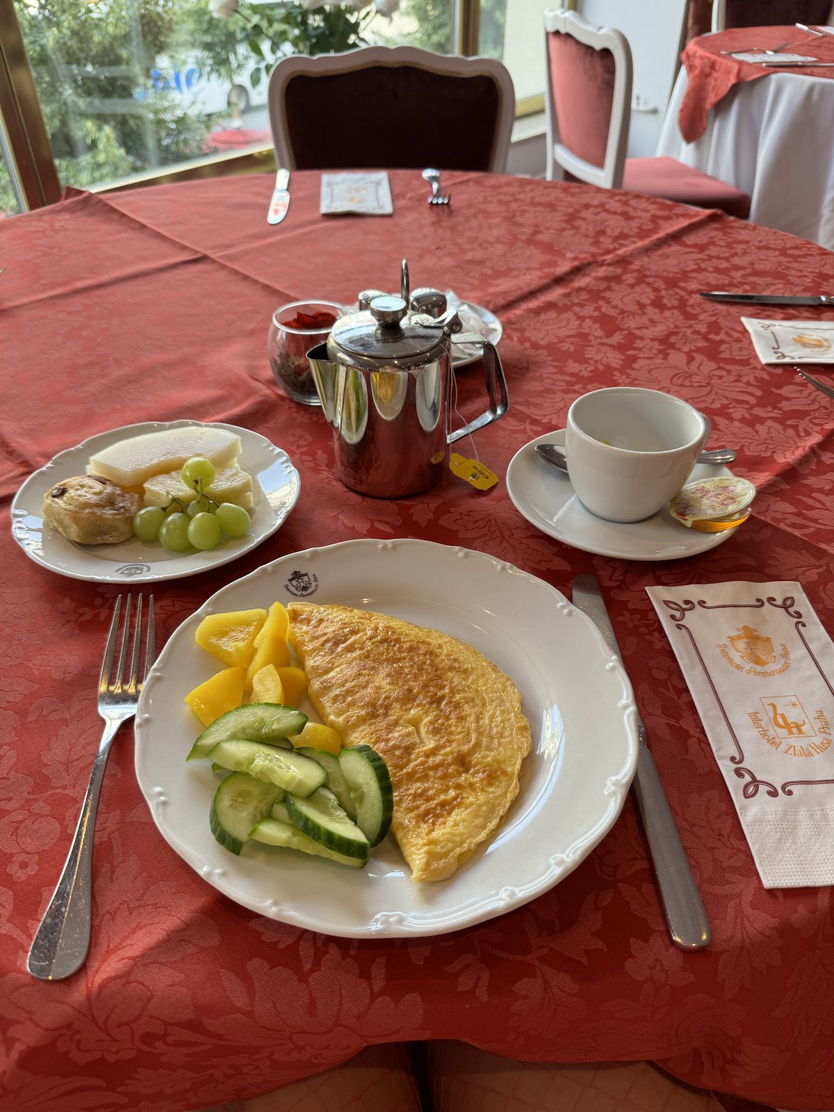 Ambassador Zlata Husa hotel